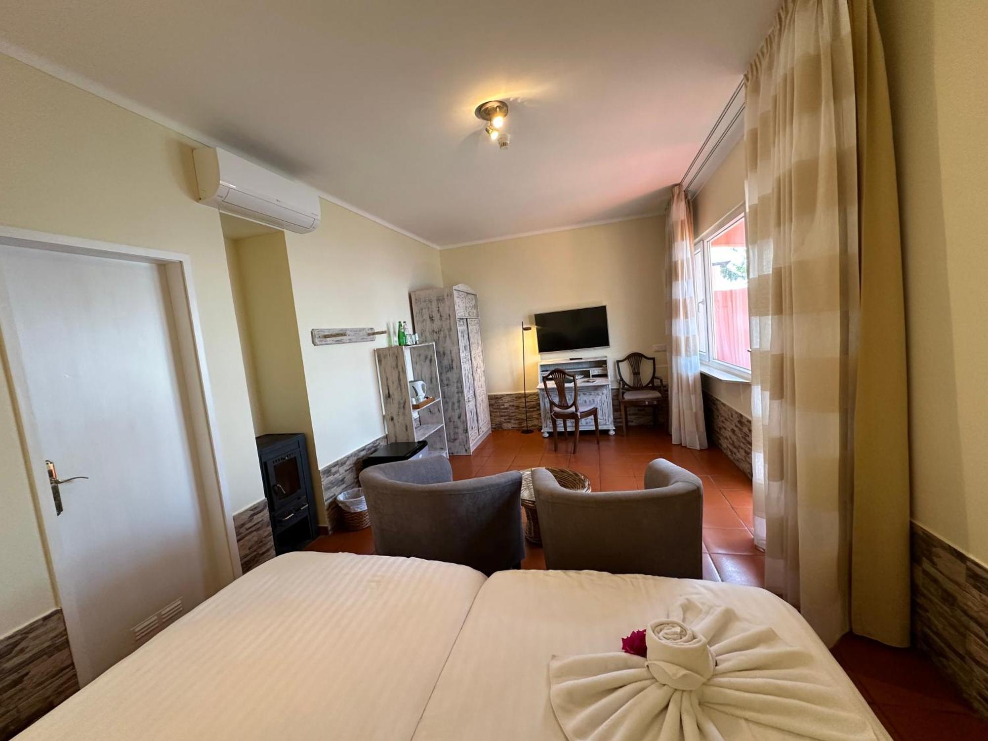 Inn & Art Madeira Caniço Eksteriør billede